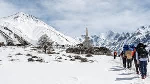 on the way to helambu