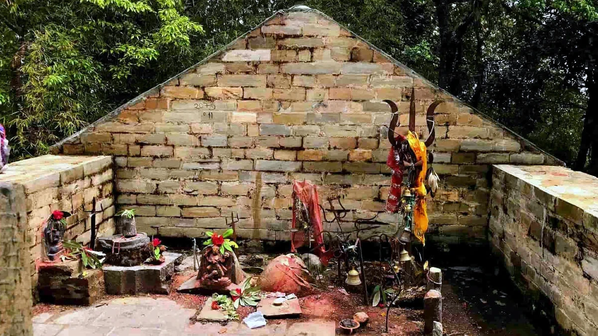 champa devi hikking