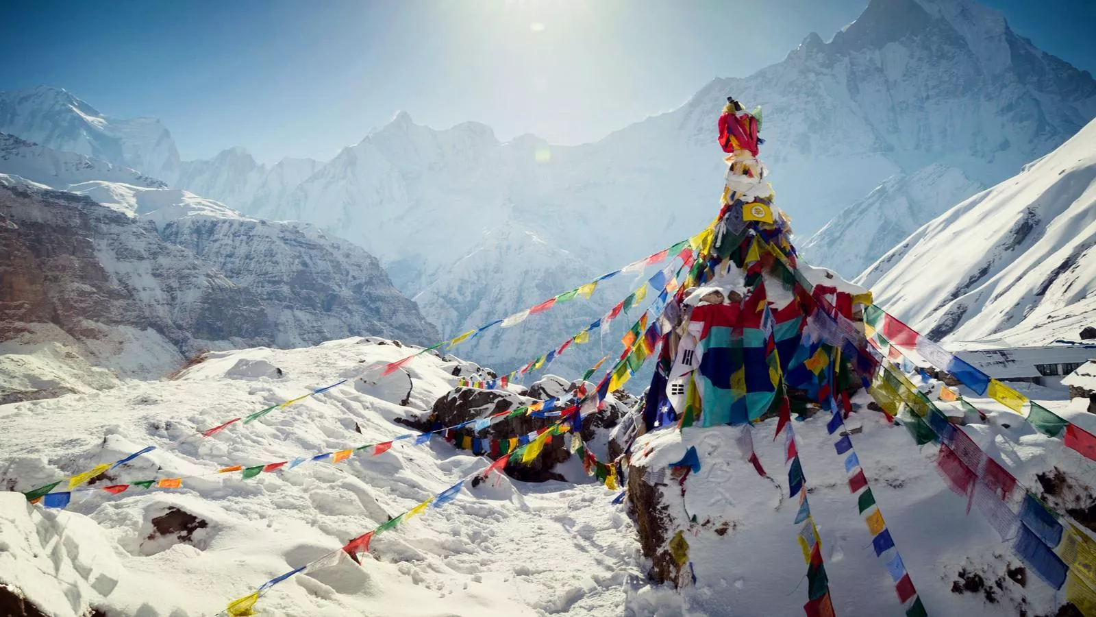 on the way to three pass trek