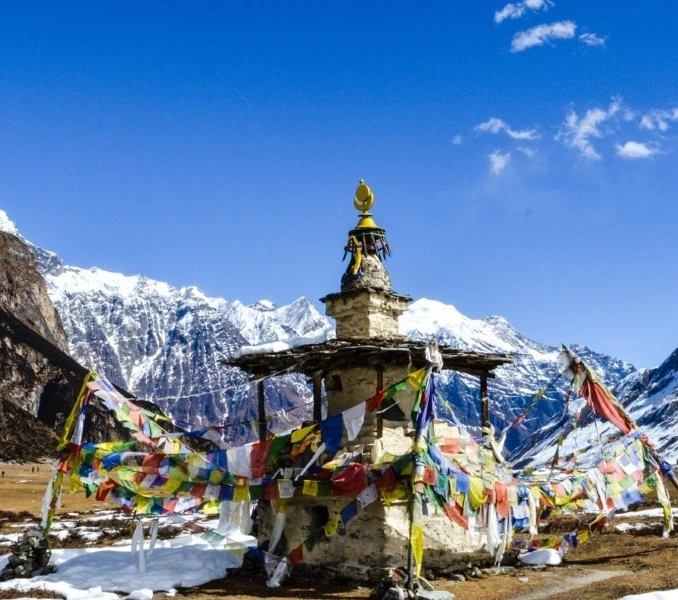 good view of moutain on the way to tsum valley trek